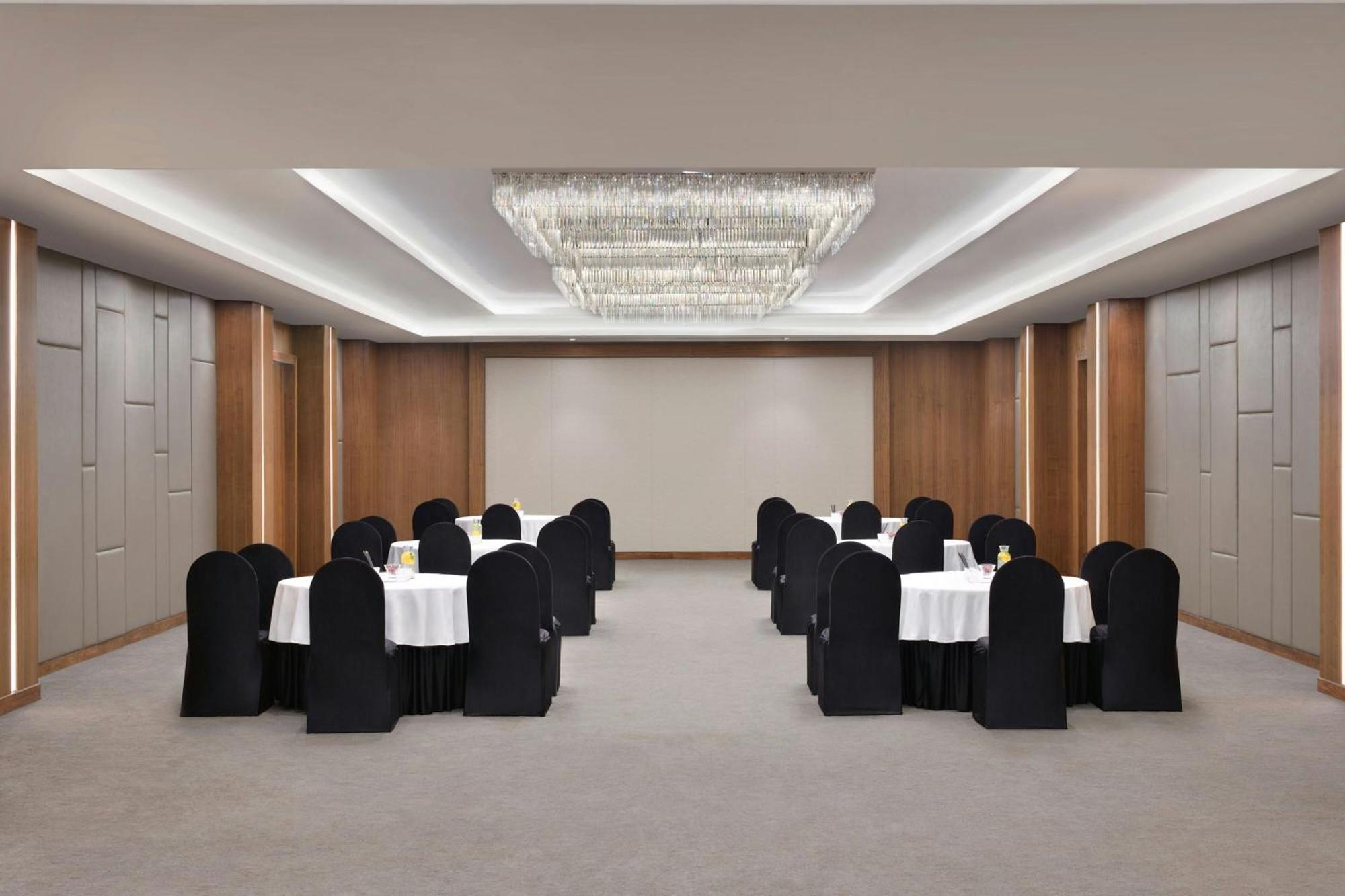 Courtyard By Marriott Mahabaleshwar Hotel Exterior photo