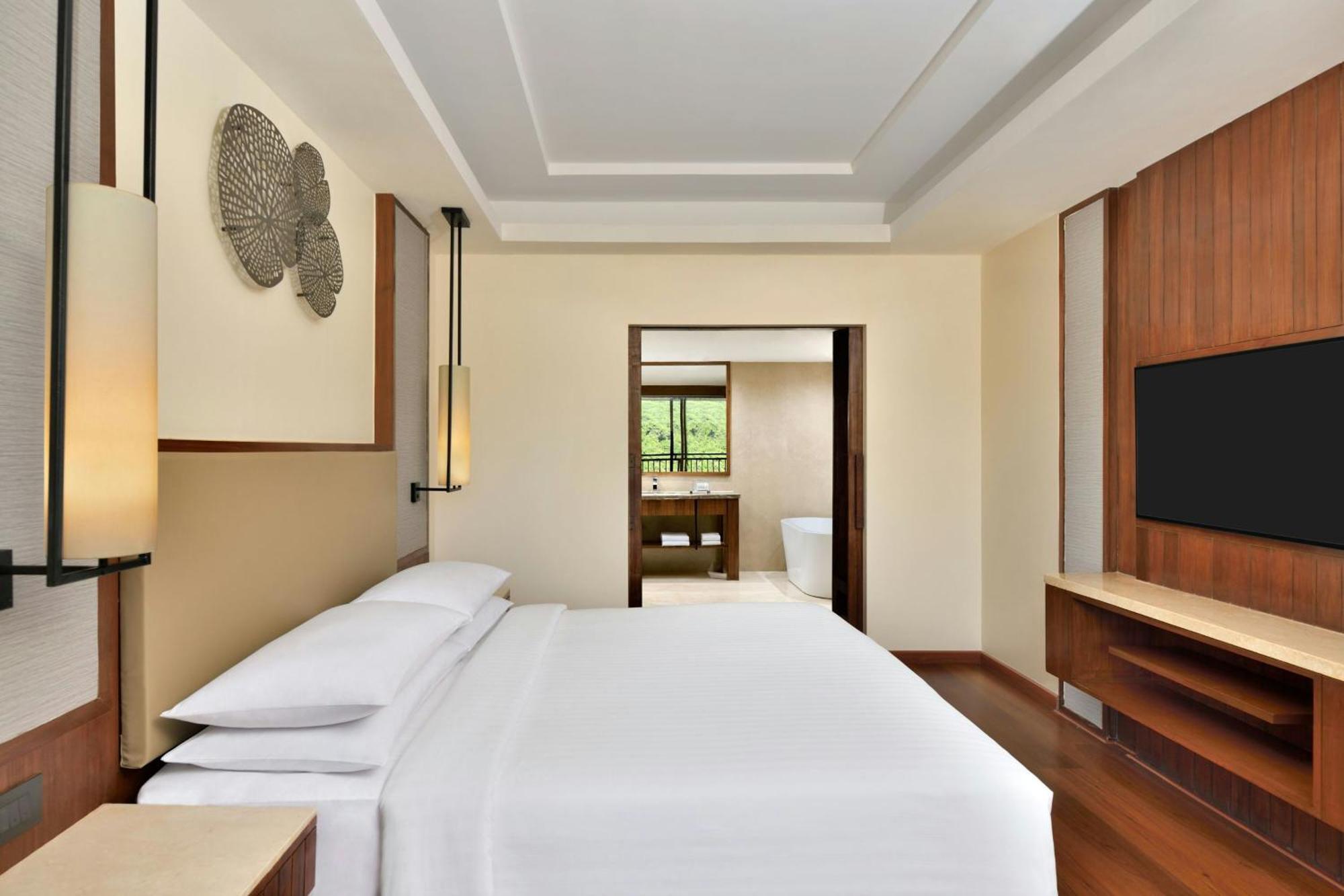 Courtyard By Marriott Mahabaleshwar Hotel Exterior photo