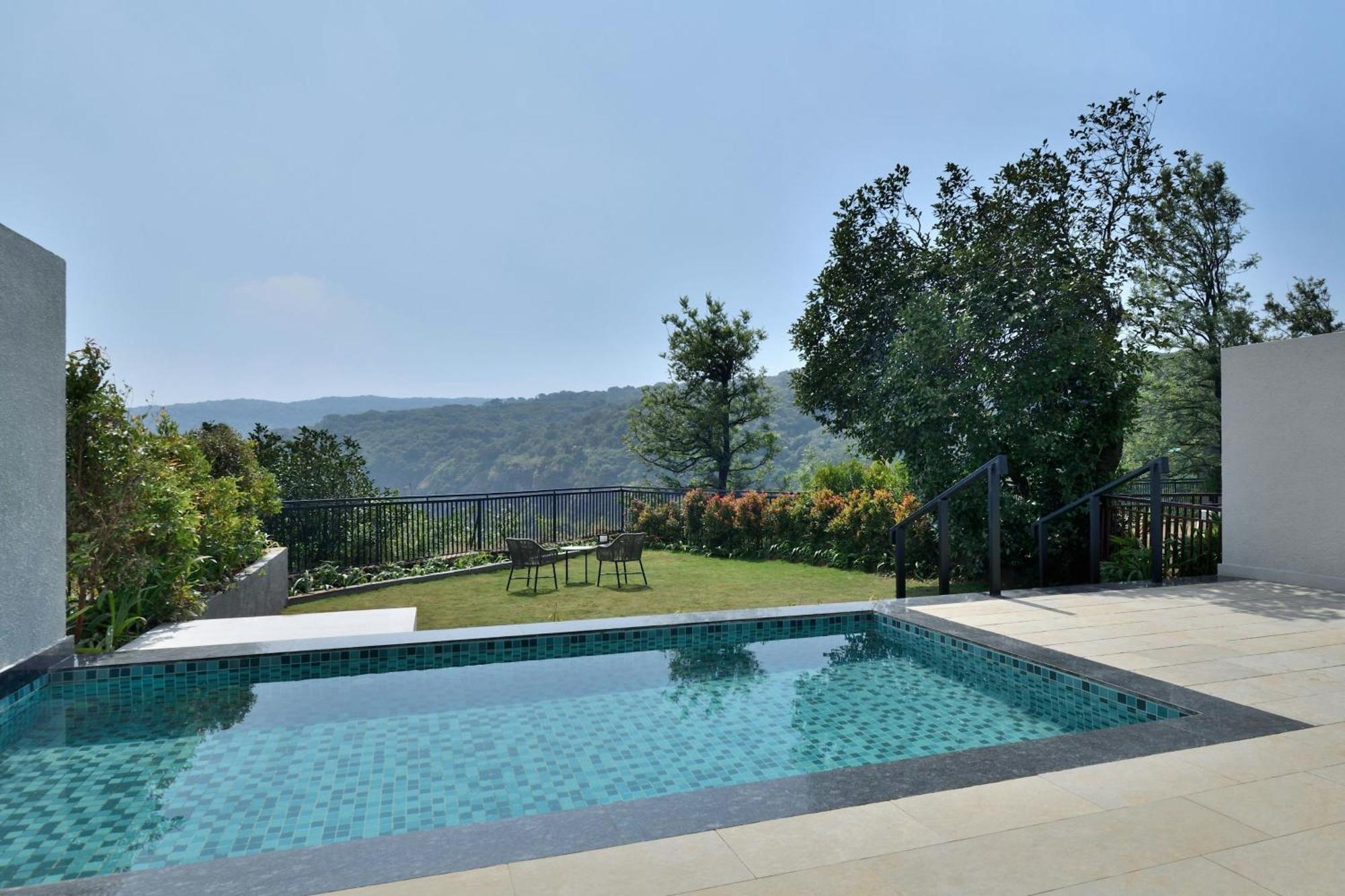 Courtyard By Marriott Mahabaleshwar Hotel Exterior photo