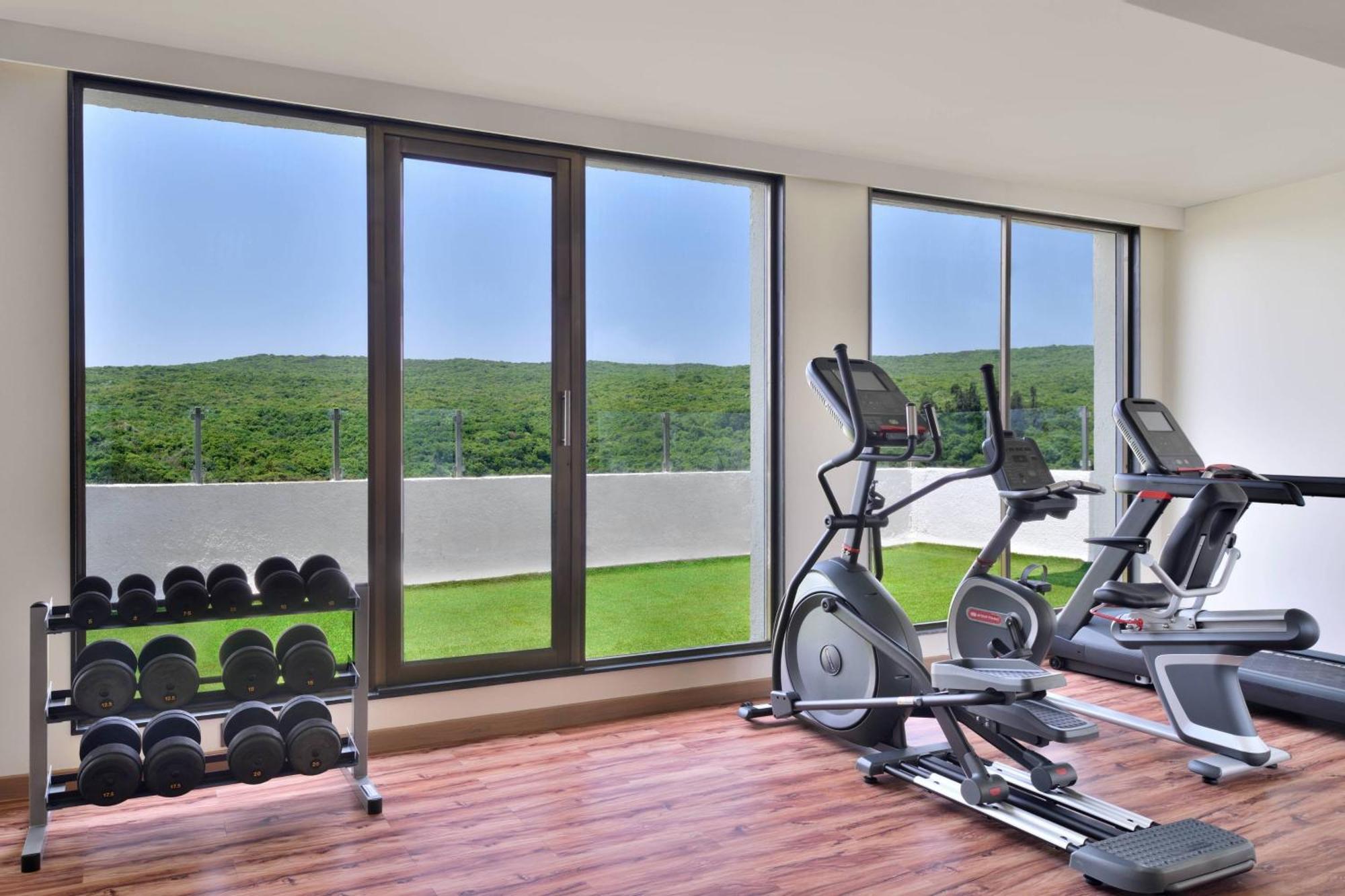 Courtyard By Marriott Mahabaleshwar Hotel Exterior photo