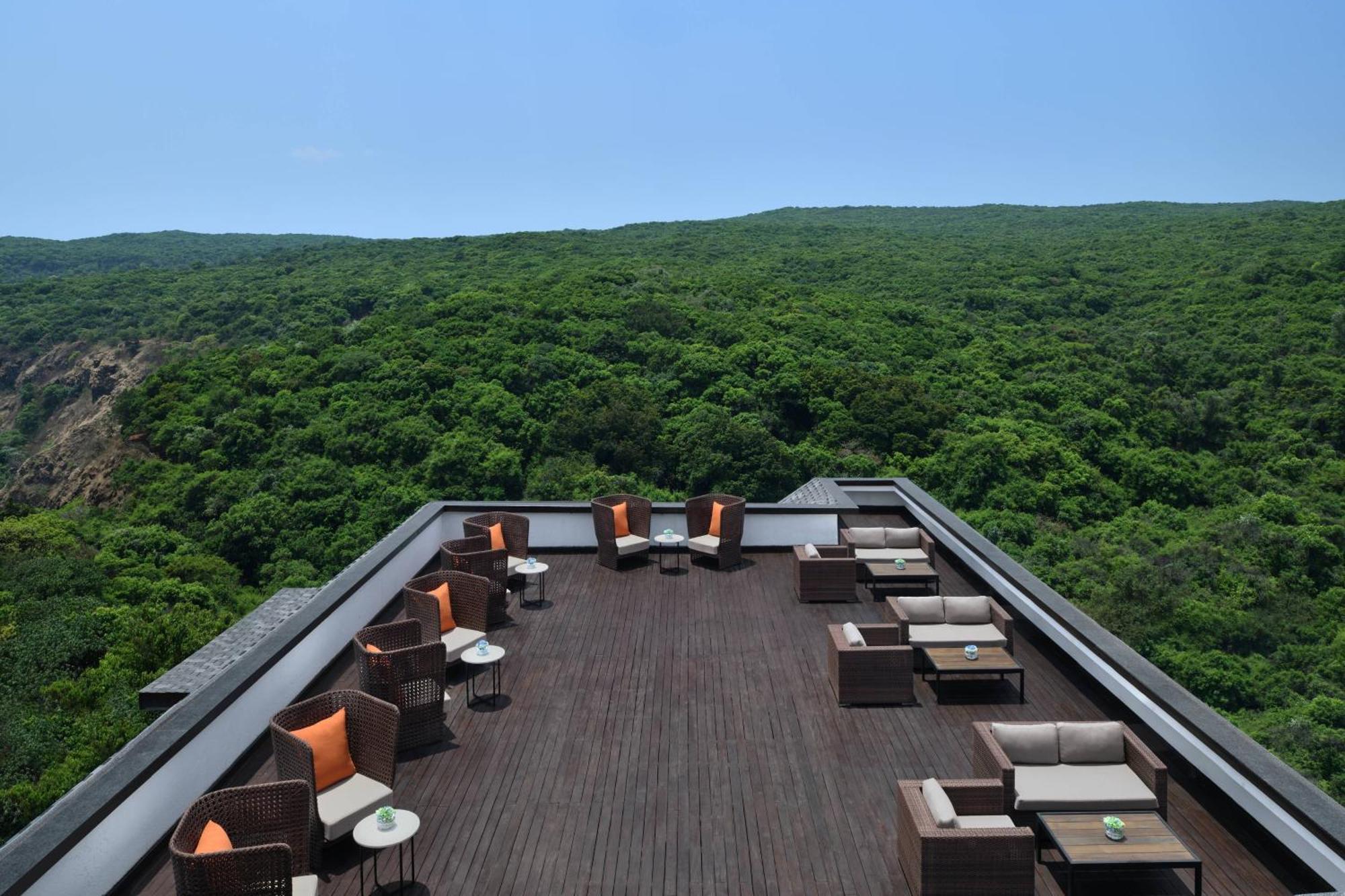 Courtyard By Marriott Mahabaleshwar Hotel Exterior photo
